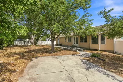 8434 S Windmill Dr, West Jordan, UT 84081 - Photo 32