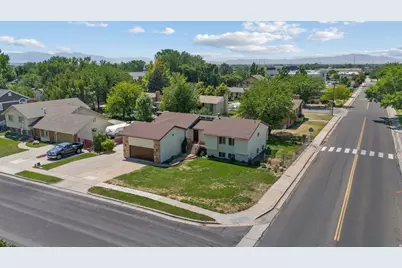 212 S Glen Dr W, Farmington, UT 84025 - Photo 46