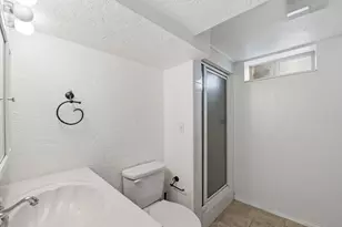 166 S 200 E, Orem, UT 84058 - Photo 16