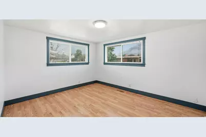 166 S 200 E, Orem, UT 84058 - Photo 18