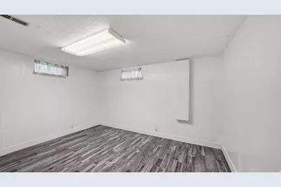 166 S 200 E, Orem, UT 84058 - Photo 14