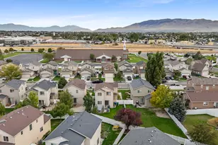 1898 W Pointe Meadow Loop, Lehi, UT 84048 - Photo 2