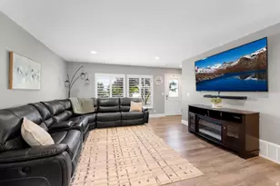 4250 W Sumac Ct, Cedar Hills, UT 84062 - Photo 2