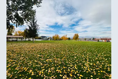 4250 W Sumac Ct, Cedar Hills, UT 84062 - Photo 48