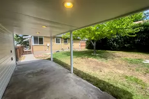 2524 E 2100 S, Salt Lake City, UT 84109 - Photo 24