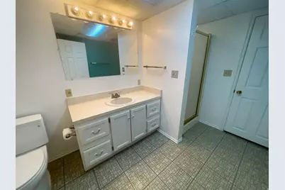 2524 E 2100 S, Salt Lake City, UT 84109 - Photo 20