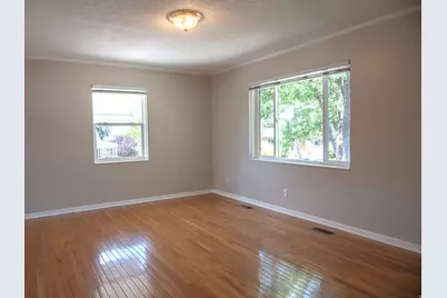 2524 E 2100 S, Salt Lake City, UT 84109 - Photo 8