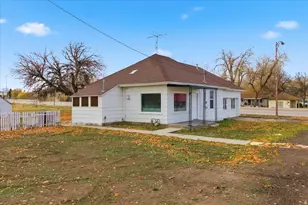 12 E 200 S, Salina, UT 84654 - Photo 2