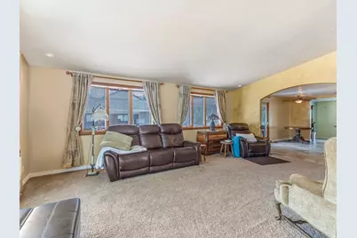 2388 W 10950 S, South Jordan, UT 84095 - Photo 16