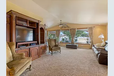 2388 W 10950 S, South Jordan, UT 84095 - Photo 14