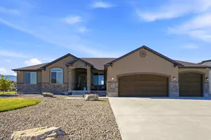 533 W Moonlight Dr, Erda, UT 84074 - Photo 4