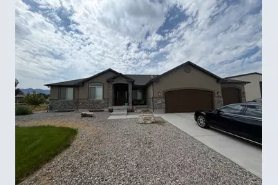 533 W Moonlight Dr, Erda, UT 84074 - Photo 1