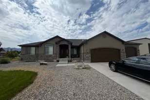 533 W Moonlight Dr, Erda, UT 84074 - Photo 1