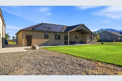 533 W Moonlight Dr, Erda, UT 84074 - Photo 6