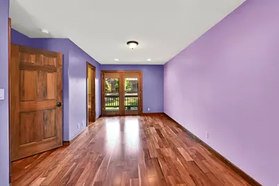 2532 E Cliff Swallow Dr, Sandy, UT 84093 - Photo 8