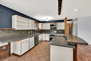 2532 E Cliff Swallow Dr, Sandy, UT 84093 - Photo 6