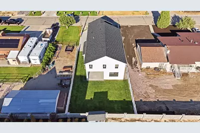11742 S 2260 W, Riverton, UT 84065 - Photo 58