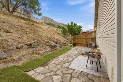 1424 N Spring Mountain Dr, Springville, UT 84663 - Photo 22