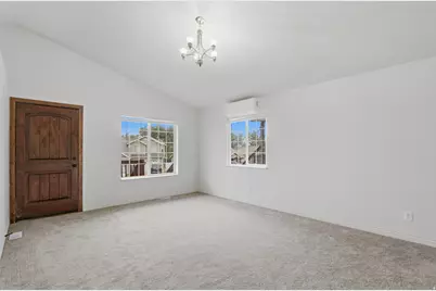 1424 N Spring Mountain Dr, Springville, UT 84663 - Photo 2