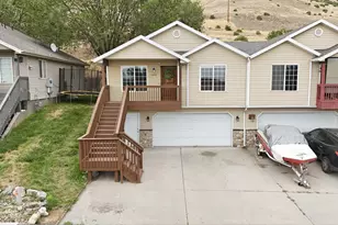 1424 N Spg Mountain Dr, Springville, UT 84663 - Photo 1