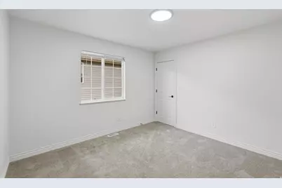1424 N Spring Mountain Dr, Springville, UT 84663 - Photo 14