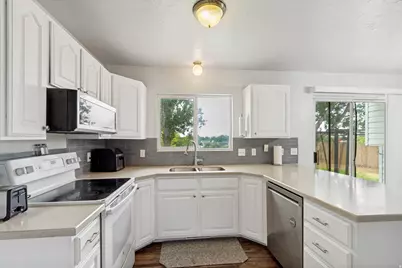 497 W 2280 N, Lehi, UT 84043 - Photo 6