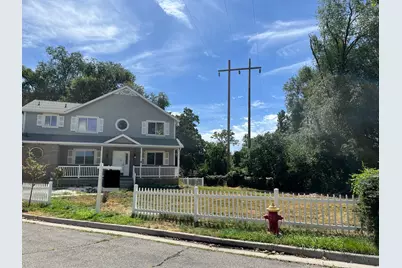 1332 N 2350 E, Layton, UT 84040 - Photo 2