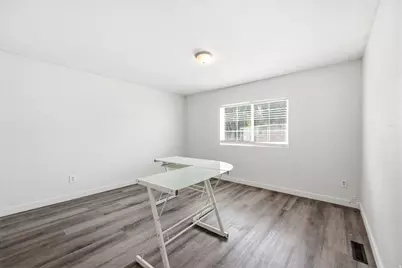 29 W Grover St, Layton, UT 84041 - Photo 20