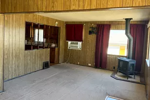 369 W 400 N, East Carbon, UT 84520 - Photo 4