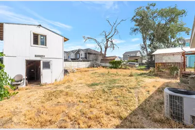 167 E 700 N, Tooele, UT 84074 - Photo 24