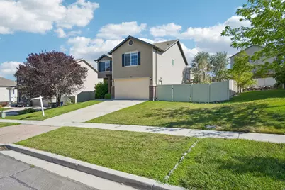173 W Cooper Ave, Saratoga Springs, UT 84045 - Photo 2