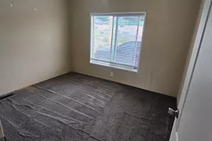 328 S Sheridan St, Stockton, UT 84071 - Photo 12
