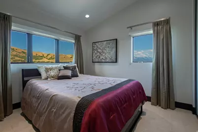 350 E Capitol Oaks Ln N, Salt Lake City, UT 84103 - Photo 70