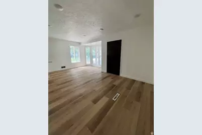 2859 S 8500 W, Magna, UT 84044 - Photo 4