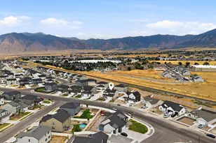 1254 N Berra Blvd W, Tooele, UT 84074 - Photo 4