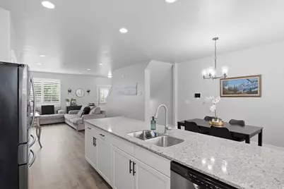 3667 W Evening Sky Ln, South Jordan, UT 84009 - Photo 6