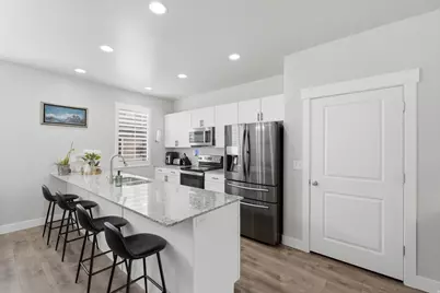 3667 W Evening Sky Ln, South Jordan, UT 84009 - Photo 2