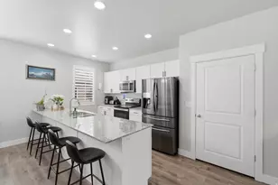3667 W Evening Sky Ln, South Jordan, UT 84009 - Photo 2