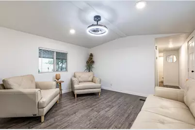 249 E Jordan View Dr S #132, Sandy, UT 84070 - Photo 6