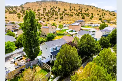 3982 N Parkers Pl, Eagle Mountain, UT 84005 - Photo 30