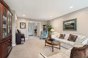 9801 S Amberwood Circle, South Jordan, UT 84095 - Photo 4