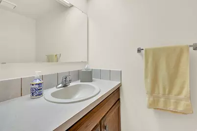 1425 E 5850 S #4F, South Ogden, UT 84405 - Photo 20
