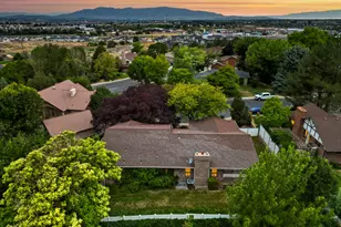 889 S Fox Hill Dr, Spanish Fork, UT 84660 - Photo 42