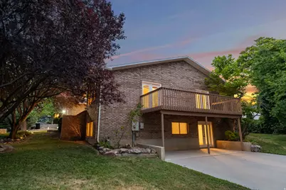 889 S Fox Hill Dr, Spanish Fork, UT 84660 - Photo 4
