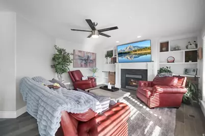 14656 S Rose Creek Ln W, Herriman, UT 84096 - Photo 30