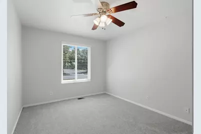 38 W Clay Park Dr, Murray, UT 84107 - Photo 18