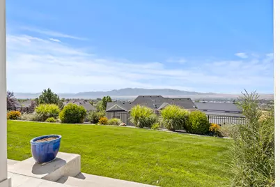 73 N Sherwood Dr, Providence, UT 84332 - Photo 52