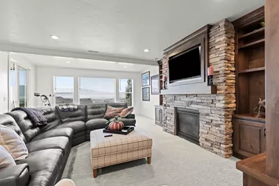 73 N Sherwood Dr, Providence, UT 84332 - Photo 28