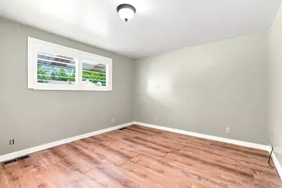 160 E 100 N, Pleasant Grove, UT 84062 - Photo 26