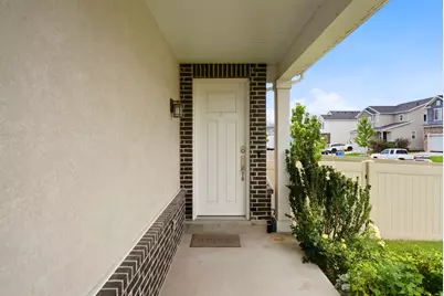 5657 W Lost Mine Ln S, Herriman, UT 84096 - Photo 2